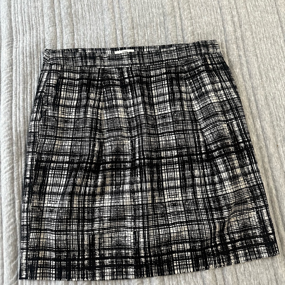 LOFT Black and White A-line Mini Skirt for Work